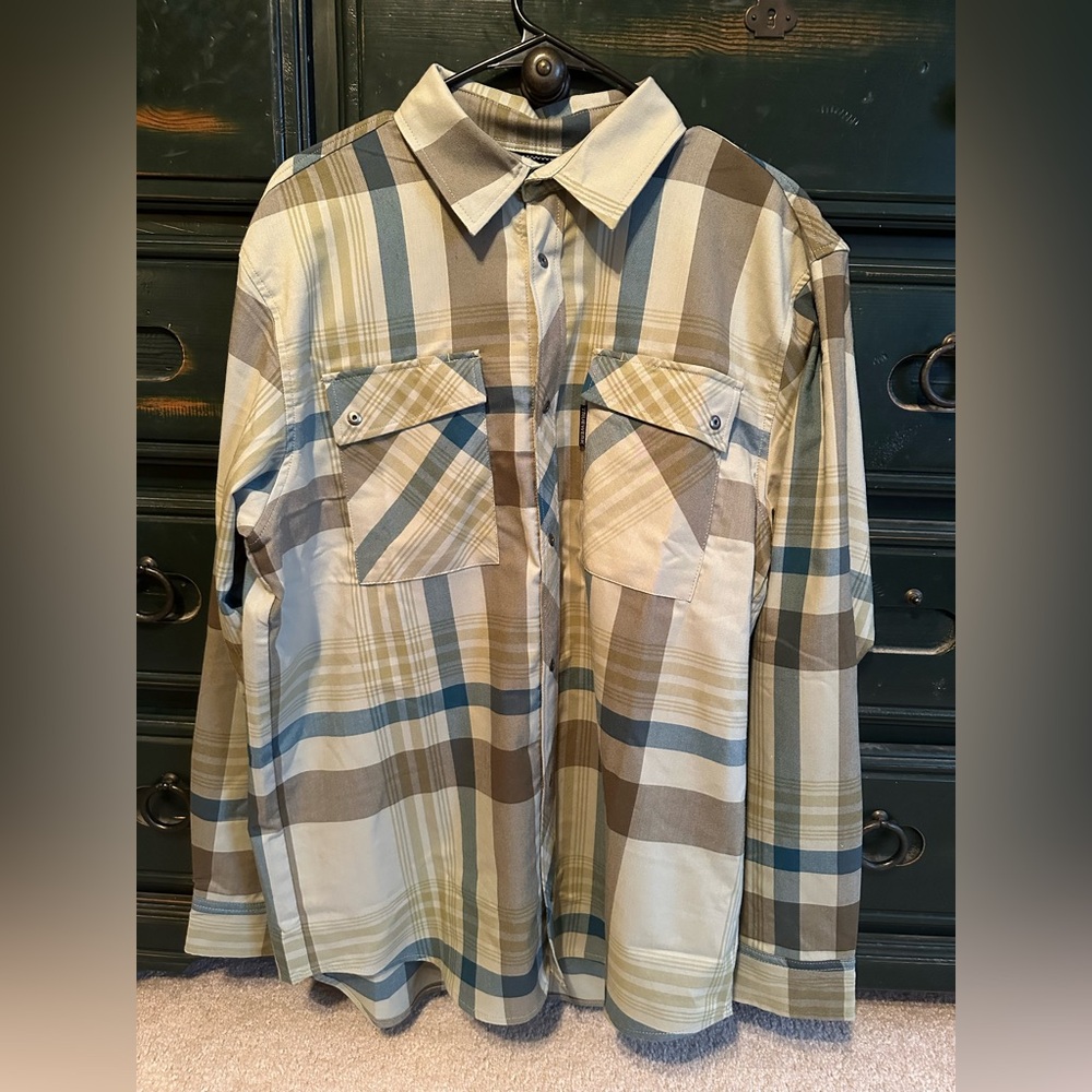 Truewerk Plaid Button-Up Shirt in Green and Tan
